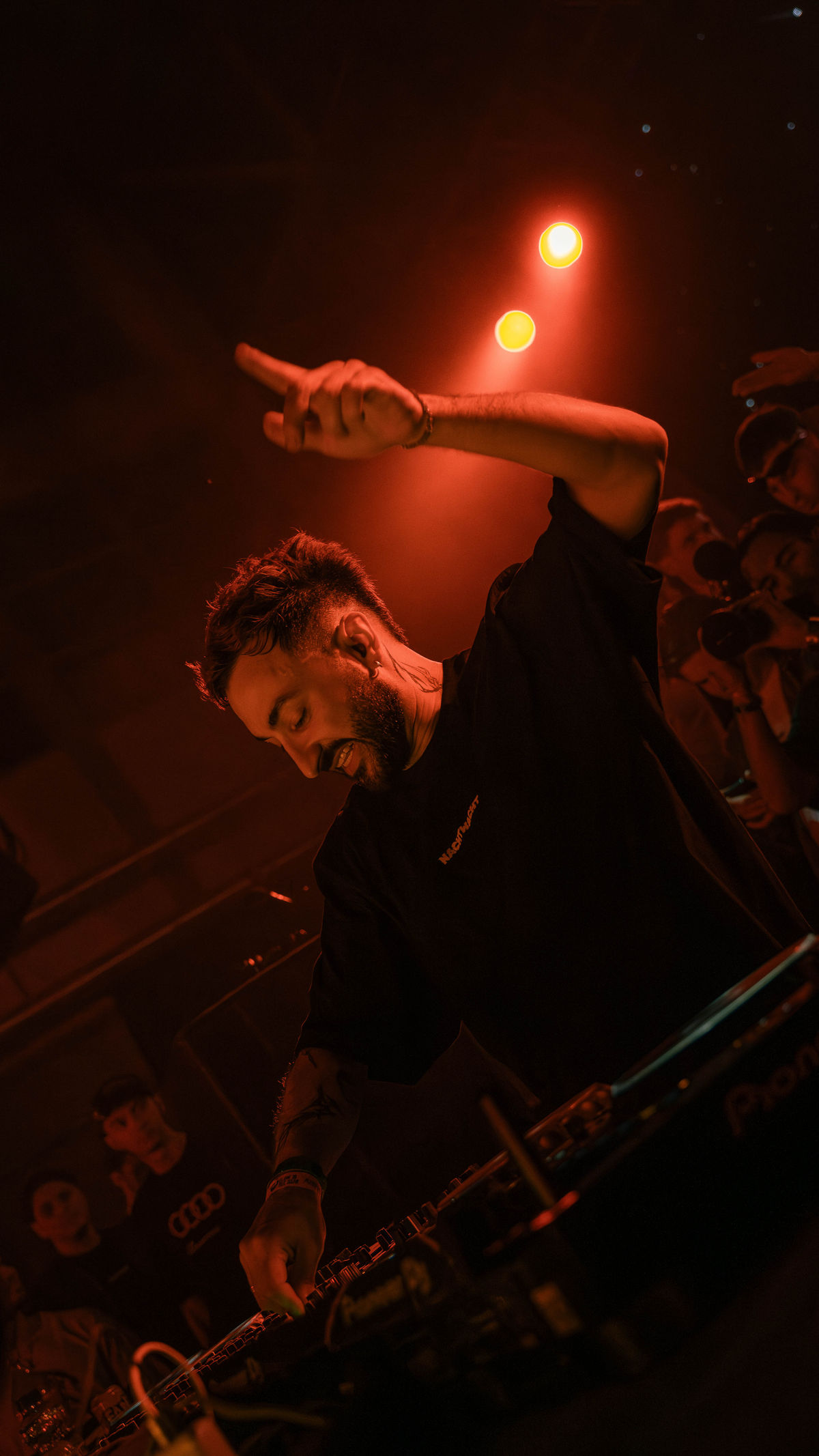 Loading... just a sec